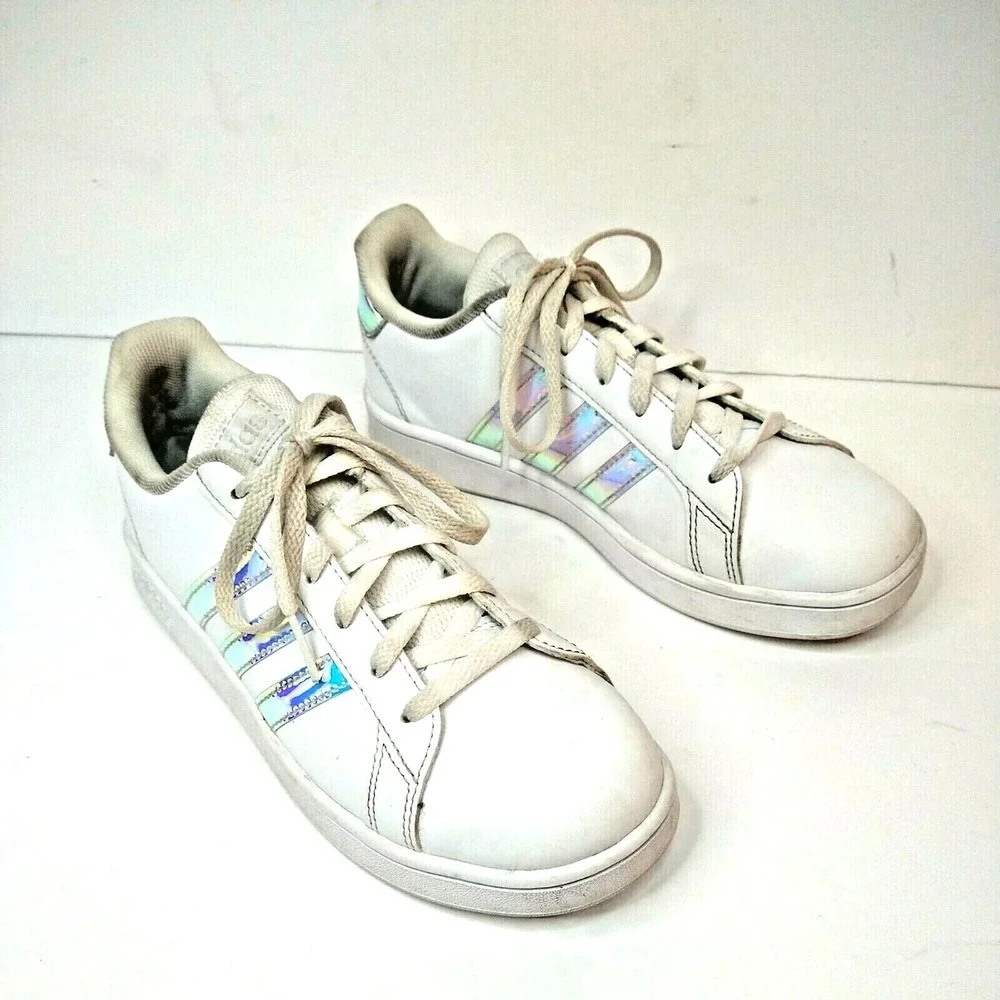 Adidas Originals SuperStar,‎ White Rainbow Stripes Sneakers Size 3.5